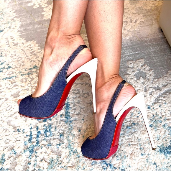 Christian Louboutin denim blue slingback sandals - Picture 2 of 14